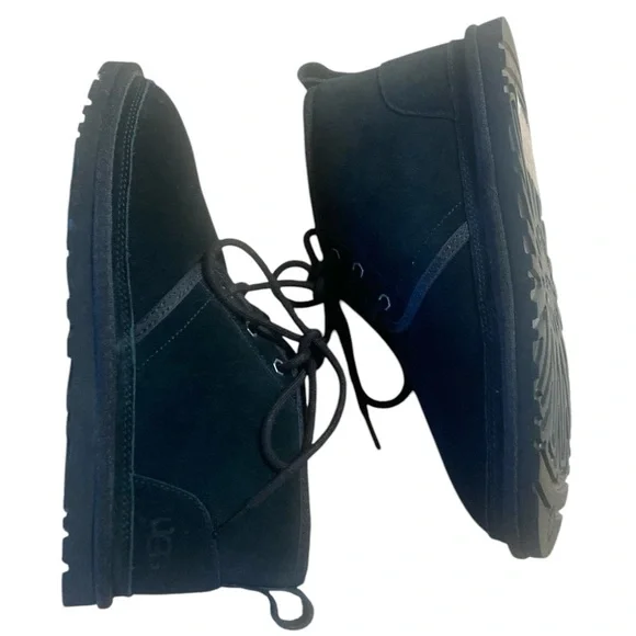 UGG Neumel Suede Lace Up Chukka Shearling lined Ankle Boots size 9 - Picture 4 of 13